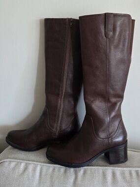 Clarks Dark Brown Leather Mid-Calf Block Heel Boots